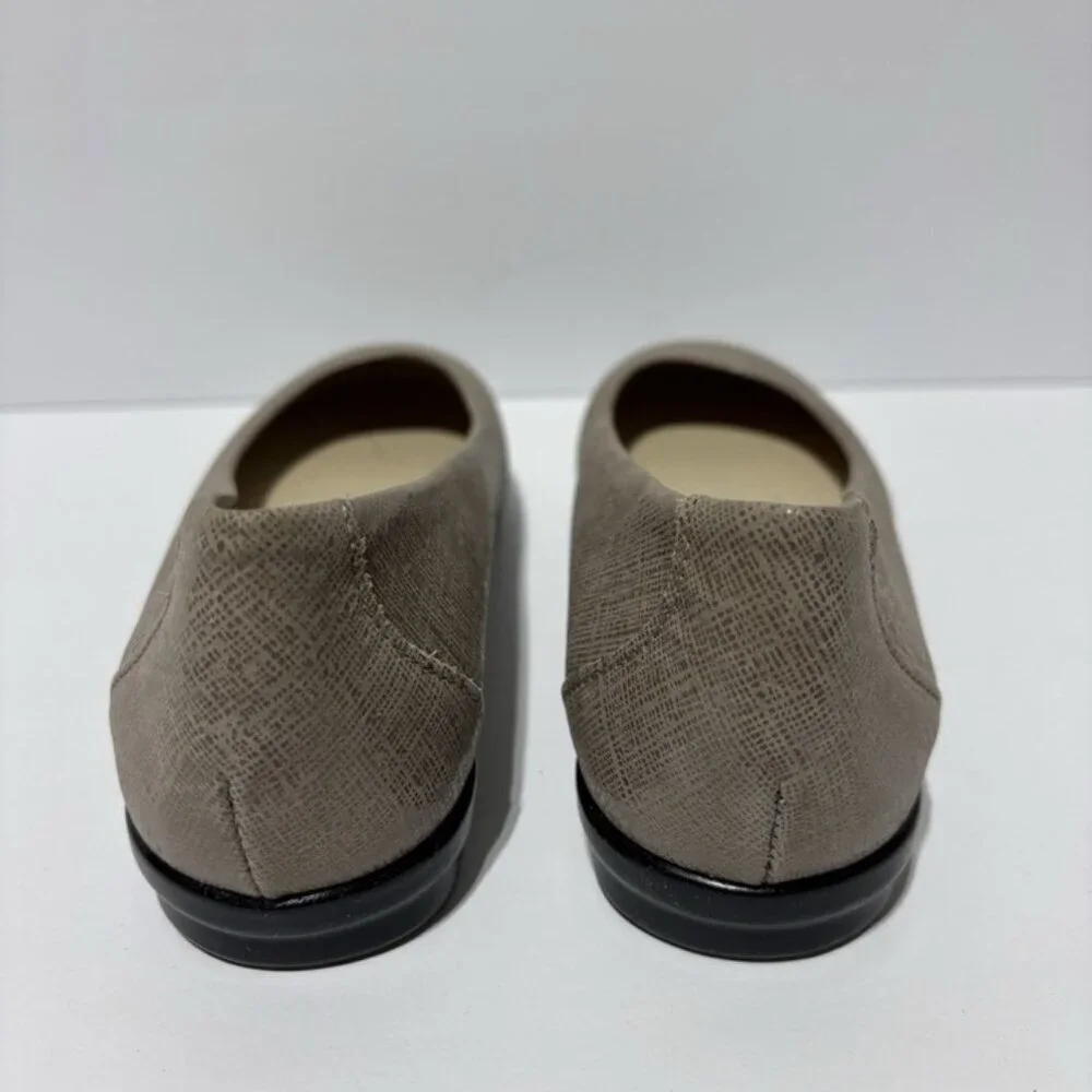 SAS Women’s Scenic Cap Toe Ballet Flats, Size 5 M